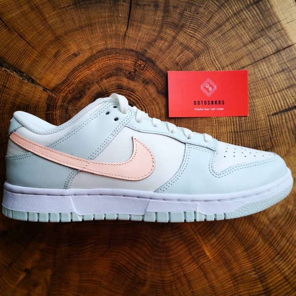 Nike Dunks Barely Green - 8W